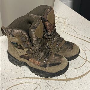 Itasca Kids Camouflage Outdoor Boots